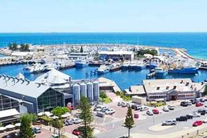 Commercial boat licence courses at Fremantle Boat Harbour Perth